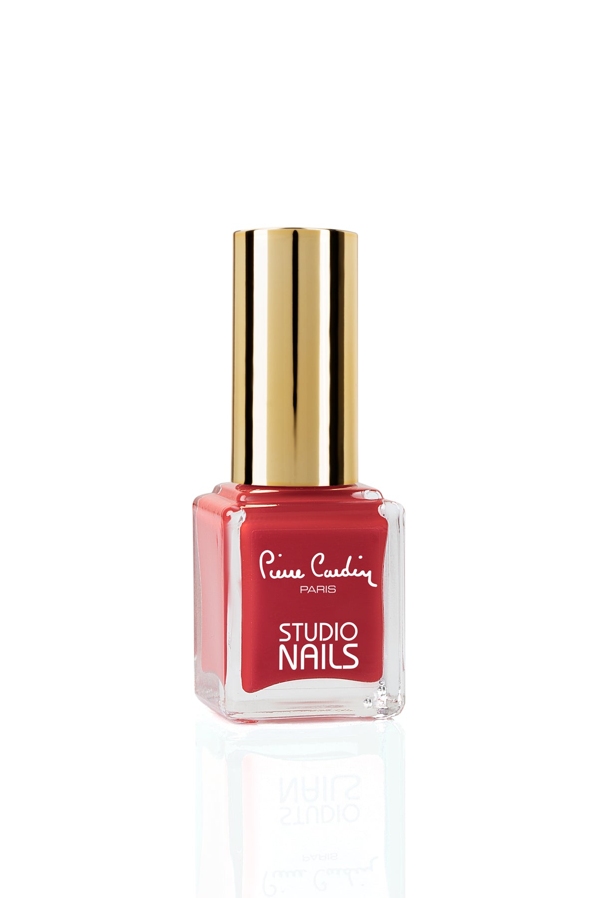Pierre Cardin Studio Nails – Red